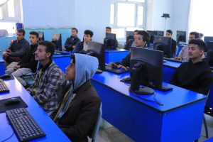 زيارة علمية لطلاب مدرسة عمر المختار النموذجية