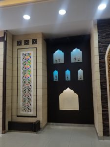 نزول طلبة قسم هندسة التصميم الداخلي المستوى الأول 