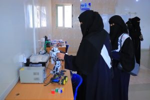 زيارة علمية لطالبات المدارس الثانوية