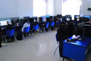 زيارة علمية لطالبات مدرسة الشورى