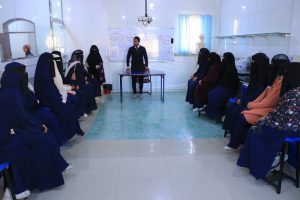 زيارة طالبات مدارس الشورى الى الجامعة التخصصية الحديثة