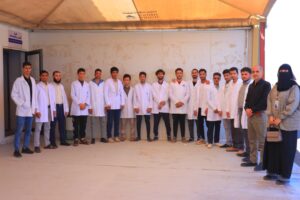 زيارة علمية لطلبة الصيدلة إلى شركات الأدوية في اليمن | طلبة الصيدلة الجامعة التخصصية الحديثة | التعرف على مراحل تصنيع الأدوية في اليمن | تدريب طلبة الصيدلة على التصنيع الدوائي | زيارة لطلبة الصيدلة إلى شركتي الدوائية والعالمية