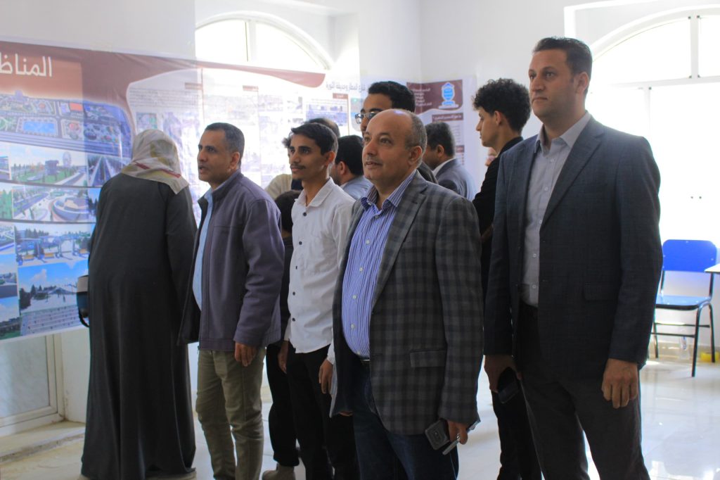 معرض طلاب قسم المعماري في الجامعة التخصصية الحديثة
