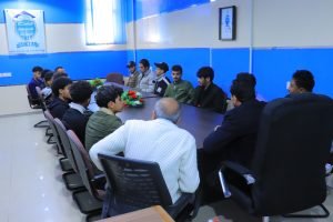 لقاء رئيس الجامعة بالطلبة 