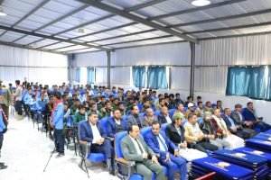 بتكريم المدارس الفائزة في المسابقة المنهجية للمرحلة الأساسية