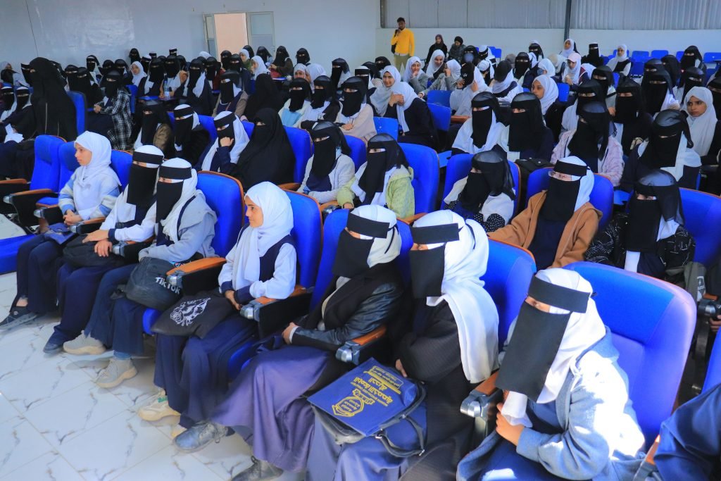 زيارة طالبات مدرسة مجاهد أبو شوارب