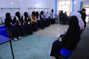 زيارة علمية لطالبات مدرسة المتخصصة الأهلية الى الجامعة التخصصية الحديثة