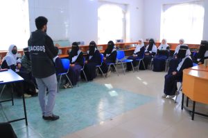 زيارة علمية لطالبات المدارس الثانوية 