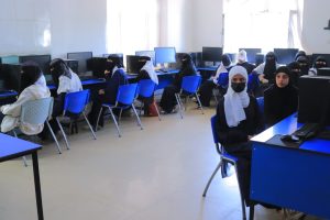 Modern Specialized University welcomes a group of students from schools in the capital