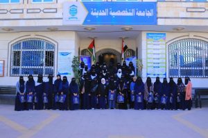 زيارة علمية لطالبات مدرسة الشورى