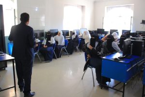 مرافق ومعامل الجامعة التخصصية الحديثة