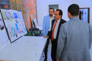 غرف نوم وغرف معيشة