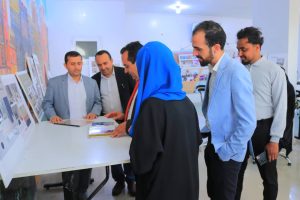 تضمّن الفكرة التصميمية ولوحات الألوان والخامات والعناصر الجمالية الخاصة بفراغات داخلية متنوعة