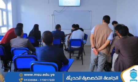طلبة هندسة الميكاترونكس يناقشون مشاريع نوعية