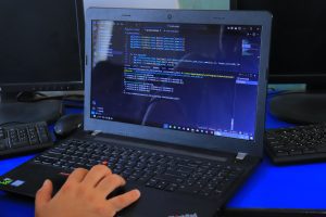 مشاريع التعلم العميق لطلبة الذكاء الاصطناعي بالجامعة التخصصية الحديثة