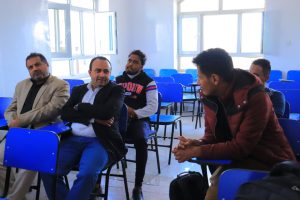 طلاب ميكاترونكس يناقشون مشروع إنشاء مصنع لتحميص وطحن القهوة | مشاريع تخرج