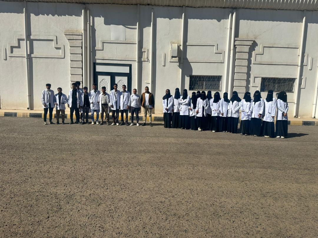 زيارة علمية لطلبة قسم الصيدلة الى الشركة العالمية للأدوية