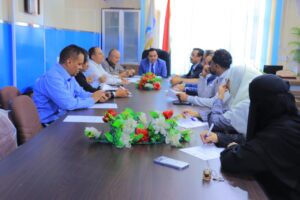 تطوير المناهج والخطط الدراسية