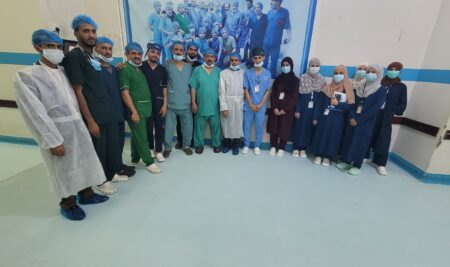 رئيس الجامعة يتفقد التدريب السريري لطلبة التمريض في المستشفيات