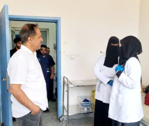 طلاب التمريض بالمستشفى الجمهوري ومركز الأورام