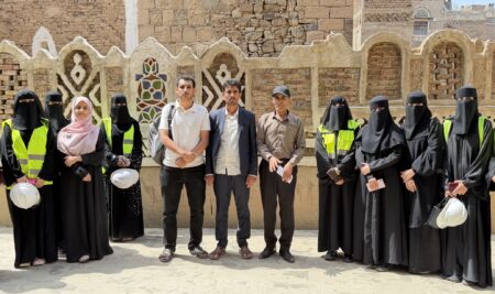  نزول ميداني لطلبة قسم التصميم الداخلي إلى مدينة صنعاء القديمة