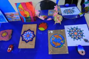 معرض نظرية الألوان في الجامعة التخصصية الحديثة | المعرض السنوي لنظرية الألوان لطلبة التصميم الداخلي | مشاريع طلبة التصميم الداخلي في نظرية الألوان | معرض مشاريع التصميم الداخلي في الجامعة التخصصية الحديثة
